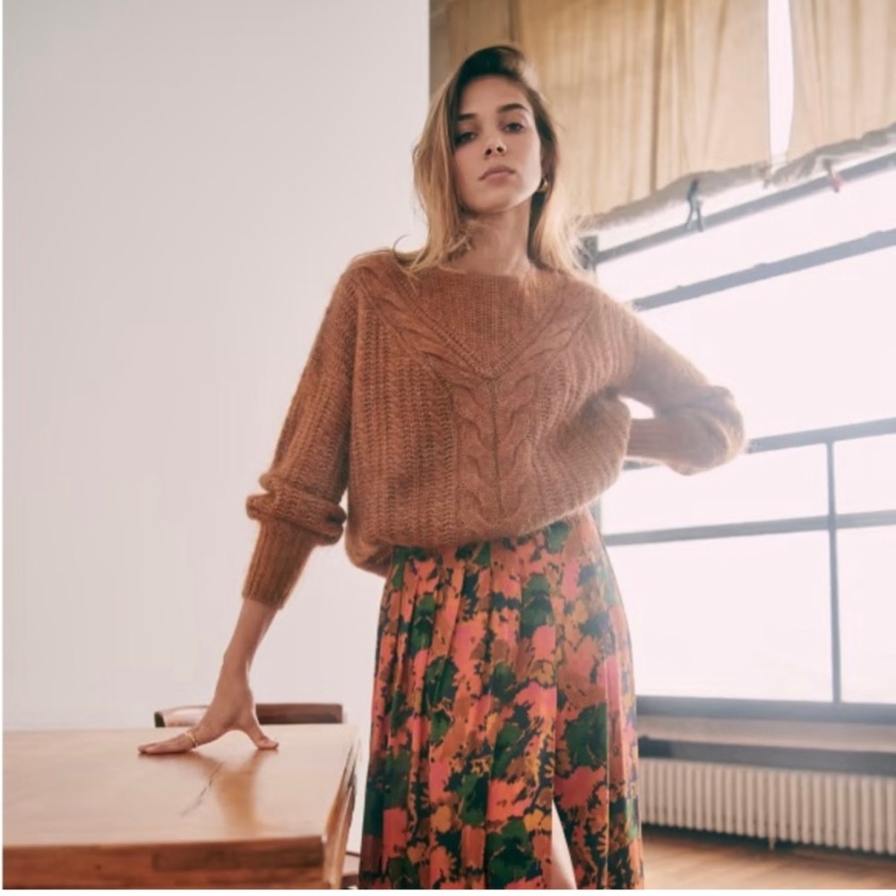 Sézane Pull Marius Jumper. Camel Chiné.